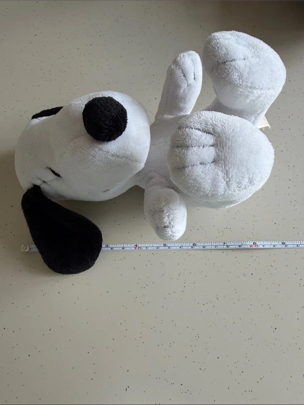 DanDee Snoopy plush toy